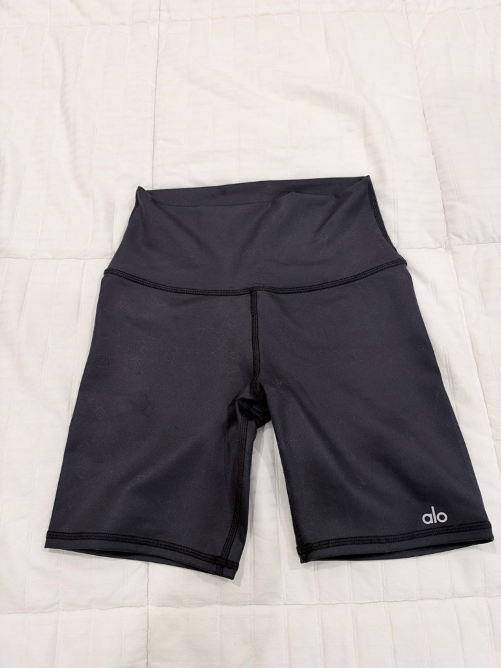 Alo High-Waist Black Women’s Bike Shorts